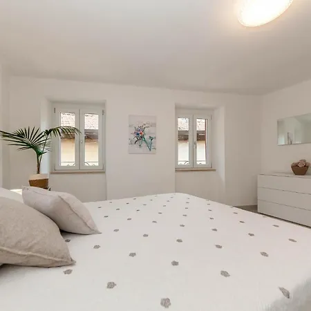 Casetta Maggiore Nyaraló Maccagno